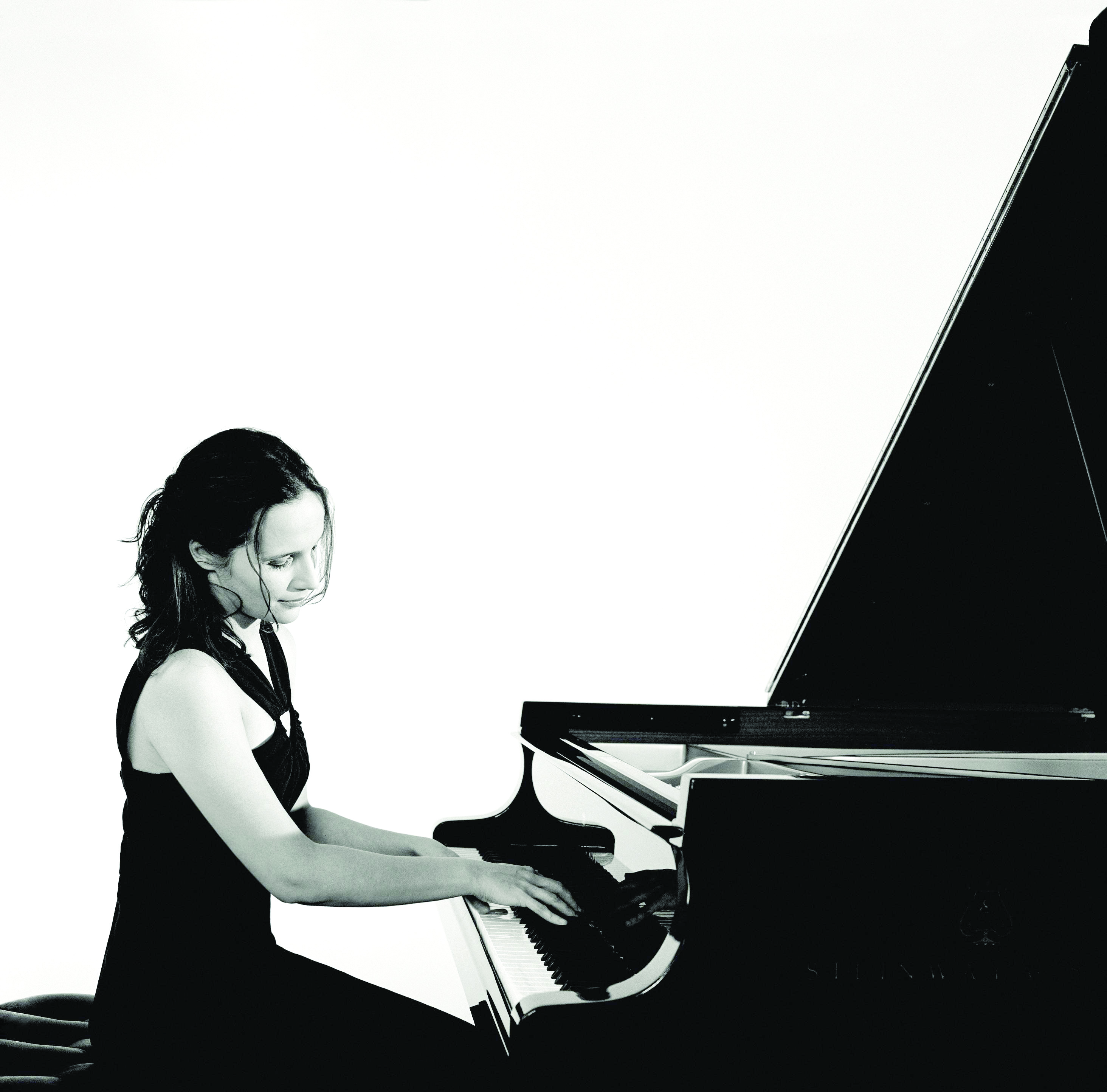 Helene Grimaud: Tự do tuyệt đối trên phím đàn
